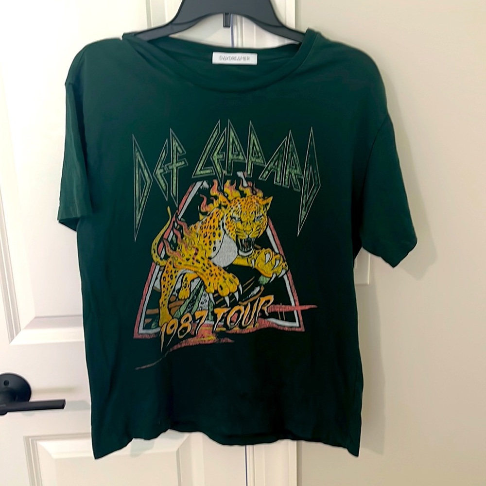 Daydreamer Def leopard band tee